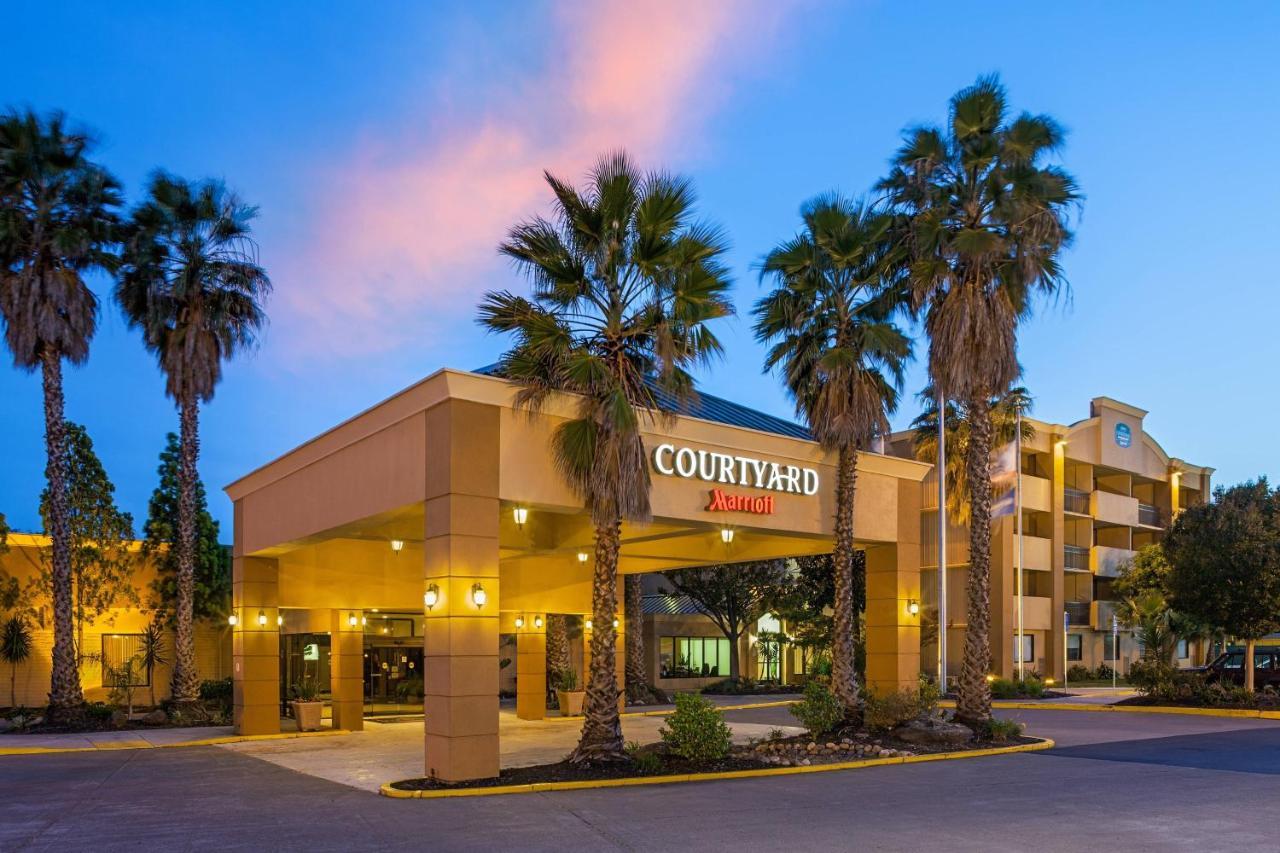 Courtyard Fairfield Napa Valley Area Exterior photo